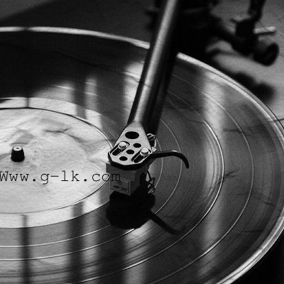 ������ B&w